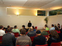 Vielen Dank an Richard Sanders und die Teilnehmer.